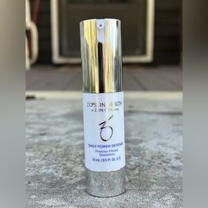 ZO Skin Health Daily Power Defense - Silver and White